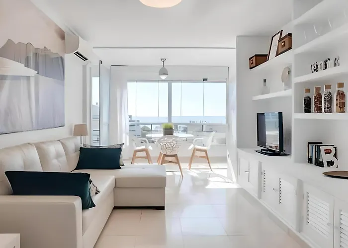 Precioso Reformado Con Vistas Directas Al Mar Apartamento Torremolinos