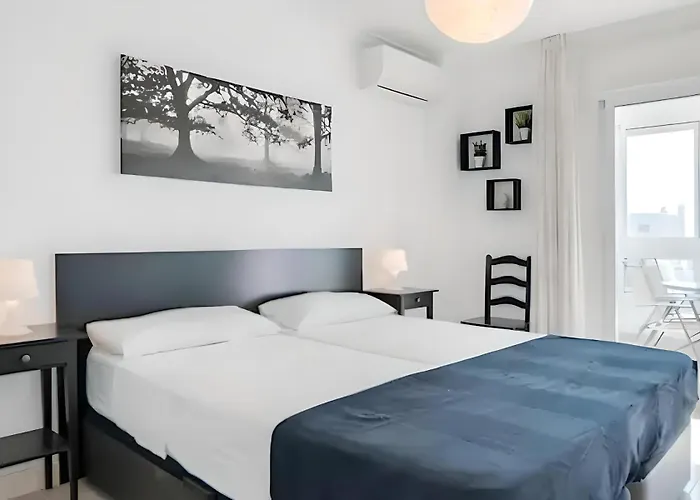 Precioso Reformado Con Vistas Directas Al Mar Apartamento