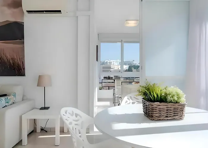 Apartamento Precioso Reformado Con Vistas Directas Al Mar