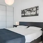 Precioso Reformado Con Vistas Directas Al Mar Torremolinos